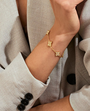 Sparkling Blossom Bracelet 18K Gold Plated